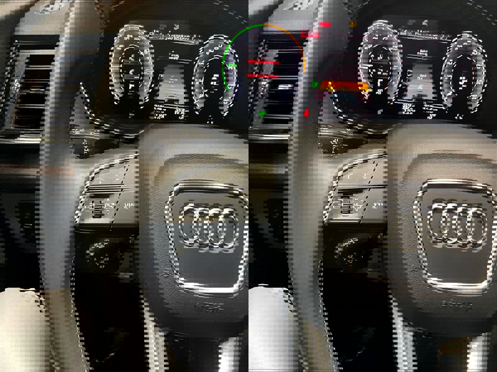 Used 2023 Audi Q5 e Prestige w/ Prestige Package image 19