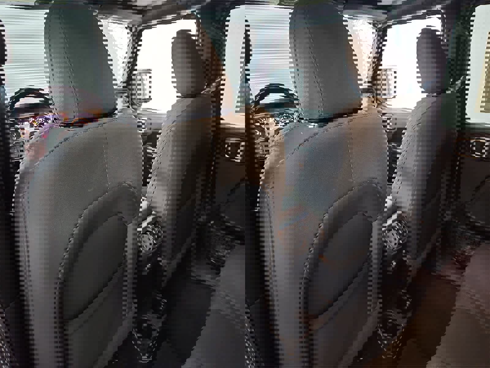 Used 2020 Jeep Wrangler Unlimited Sport S image 19