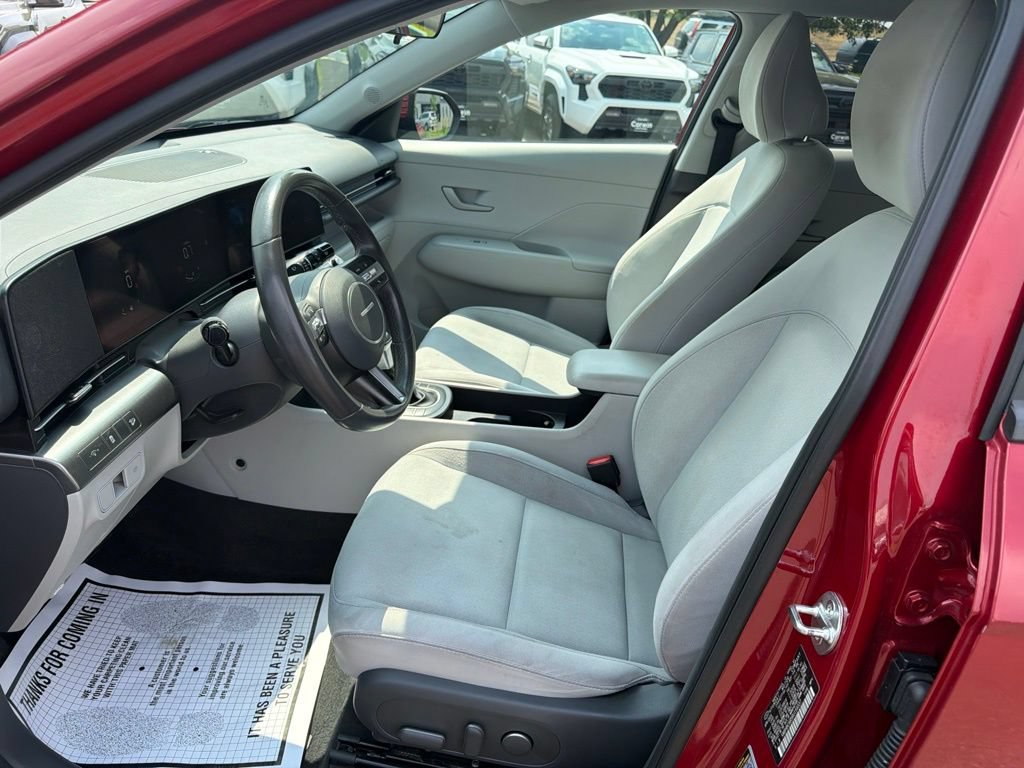 Used 2024 Hyundai Kona SEL AWD/4WD image 23