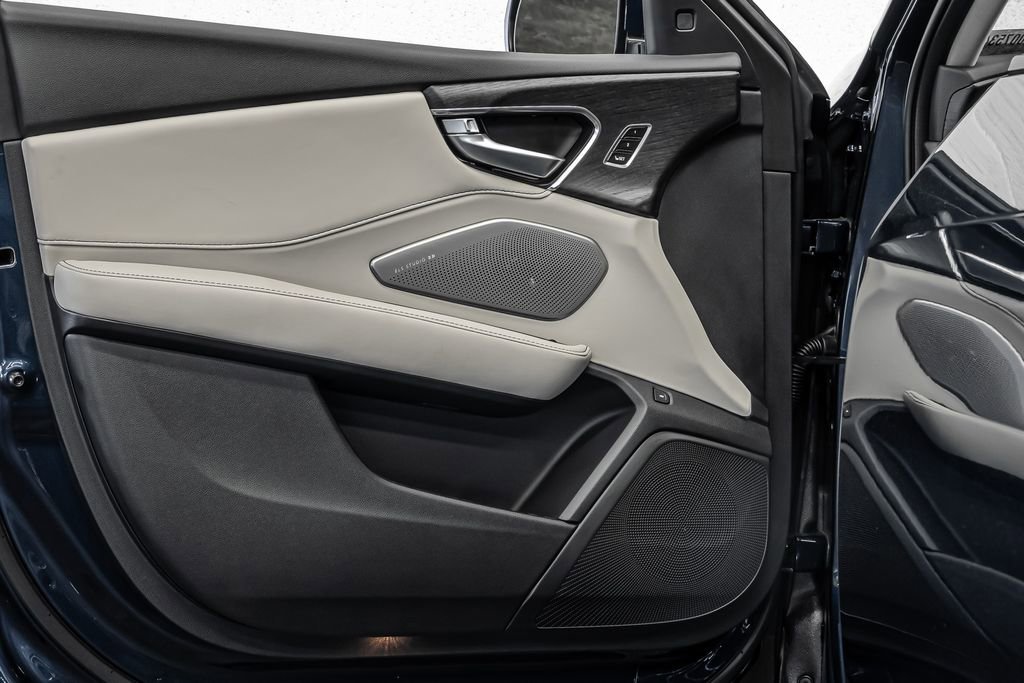 New 2026 Acura RDX SH-AWD w/ Advance Package image 9
