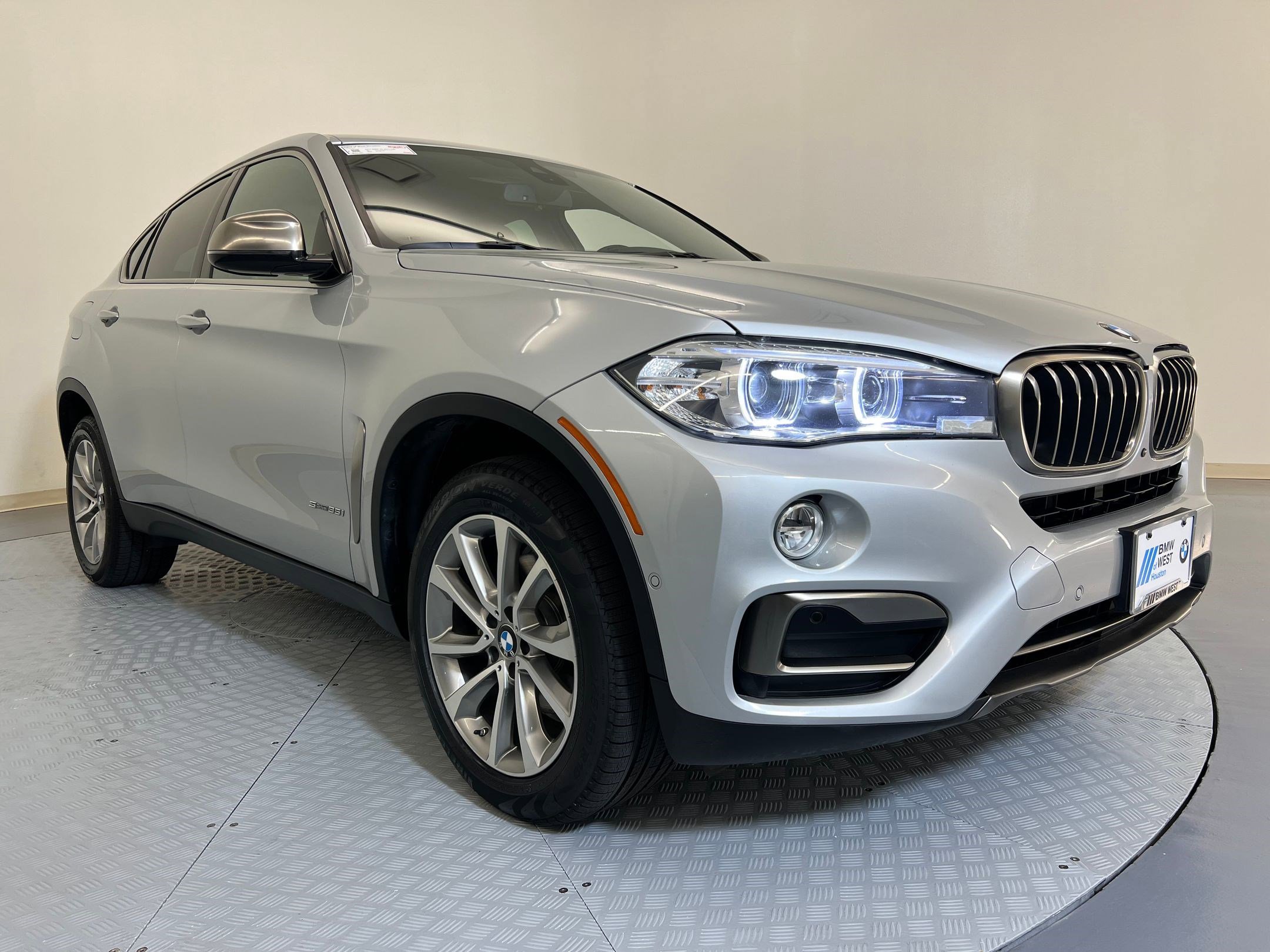 Used 2019 BMW X6 sDrive35i image 6