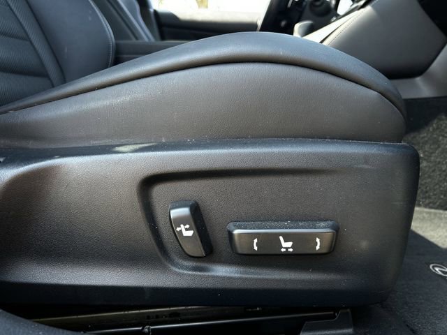 Used 2016 Lexus IS 350 RWD image 32
