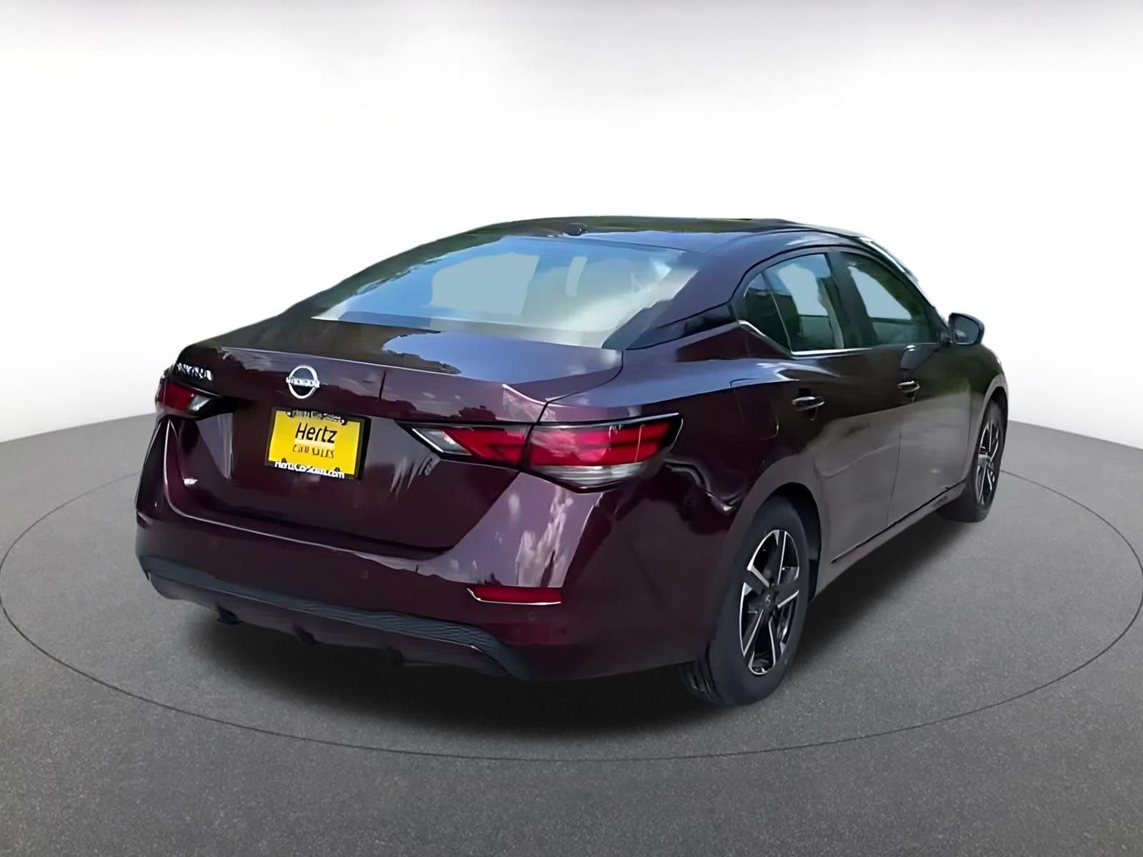 Used 2025 Nissan Sentra SV FWD image 14