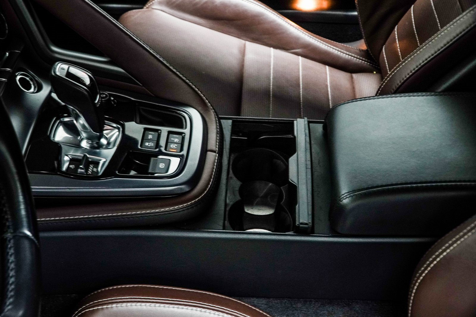 Used 2018 Jaguar F-TYPE Coupe image 16