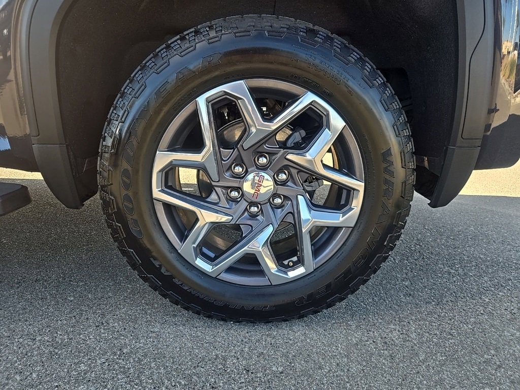 Used 2022 GMC Sierra 1500 SLT w/ SLT Convenience Package image 9