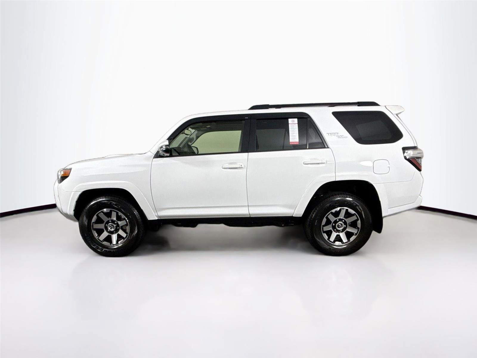 Certified 2024 Toyota 4Runner TRD Off-Road Premium w/ Off Road Premium Plus Package AWD/4WD image 14