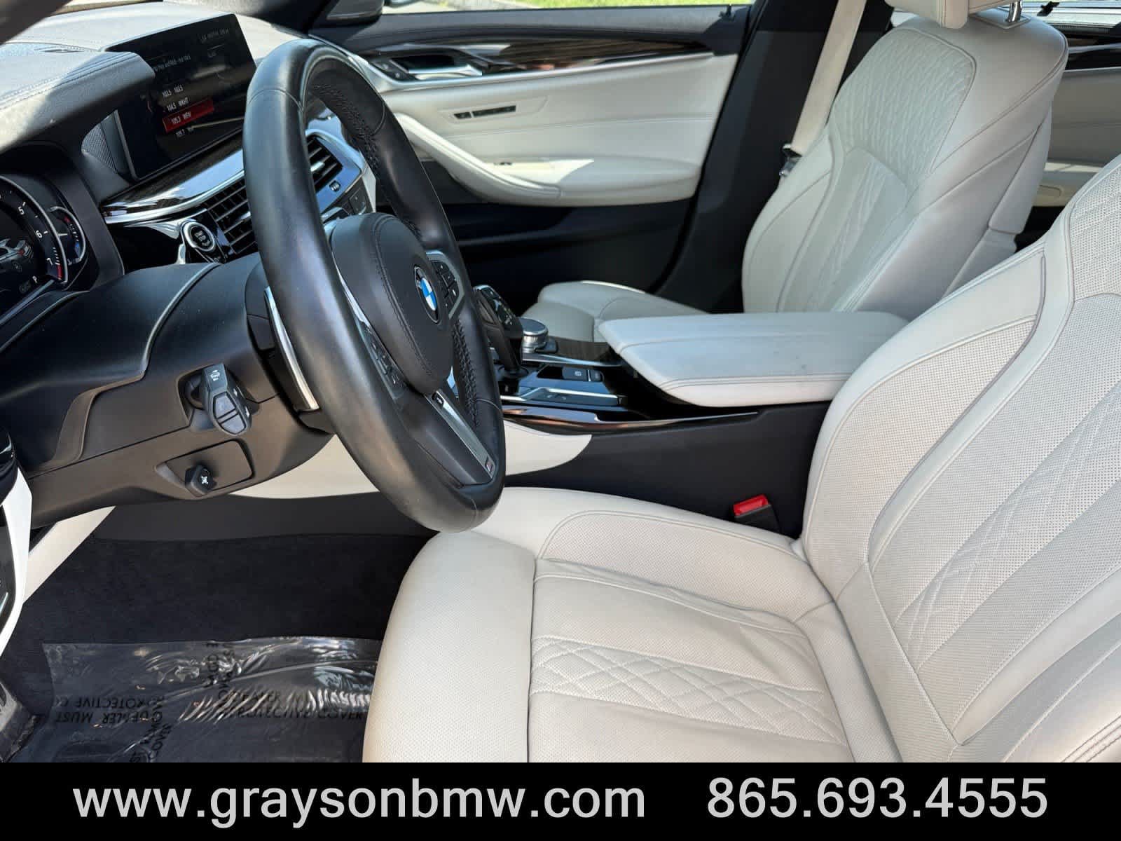 Used 2017 BMW 540i RWD image 11