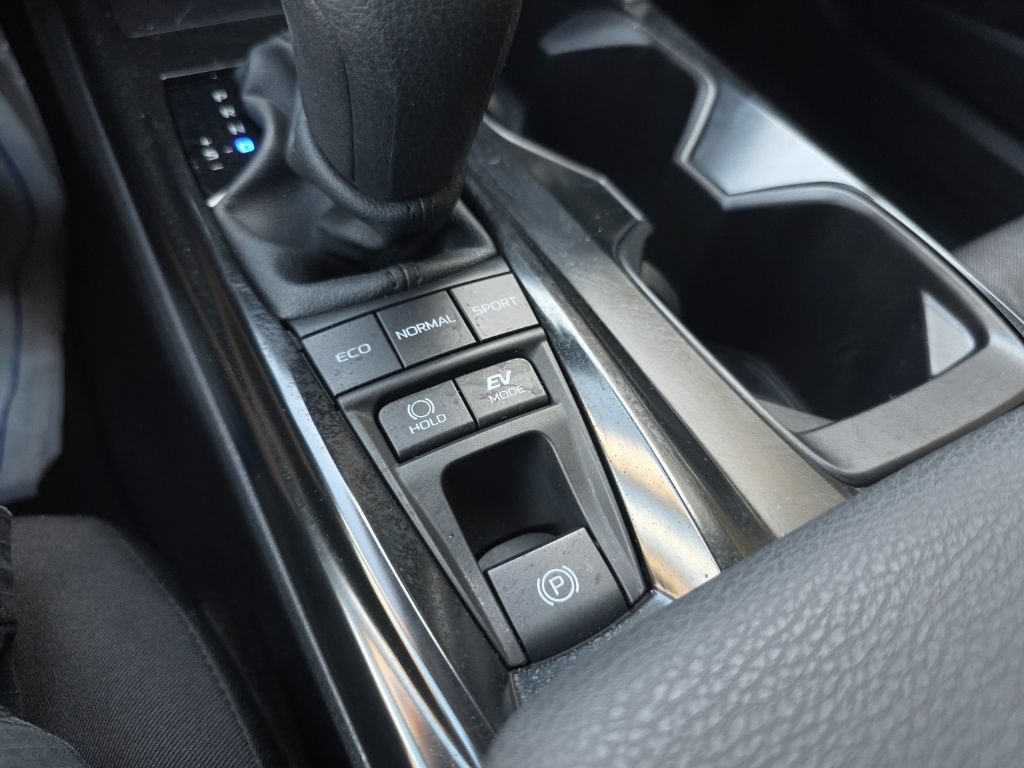 Used 2026 Toyota Camry LE FWD image 25