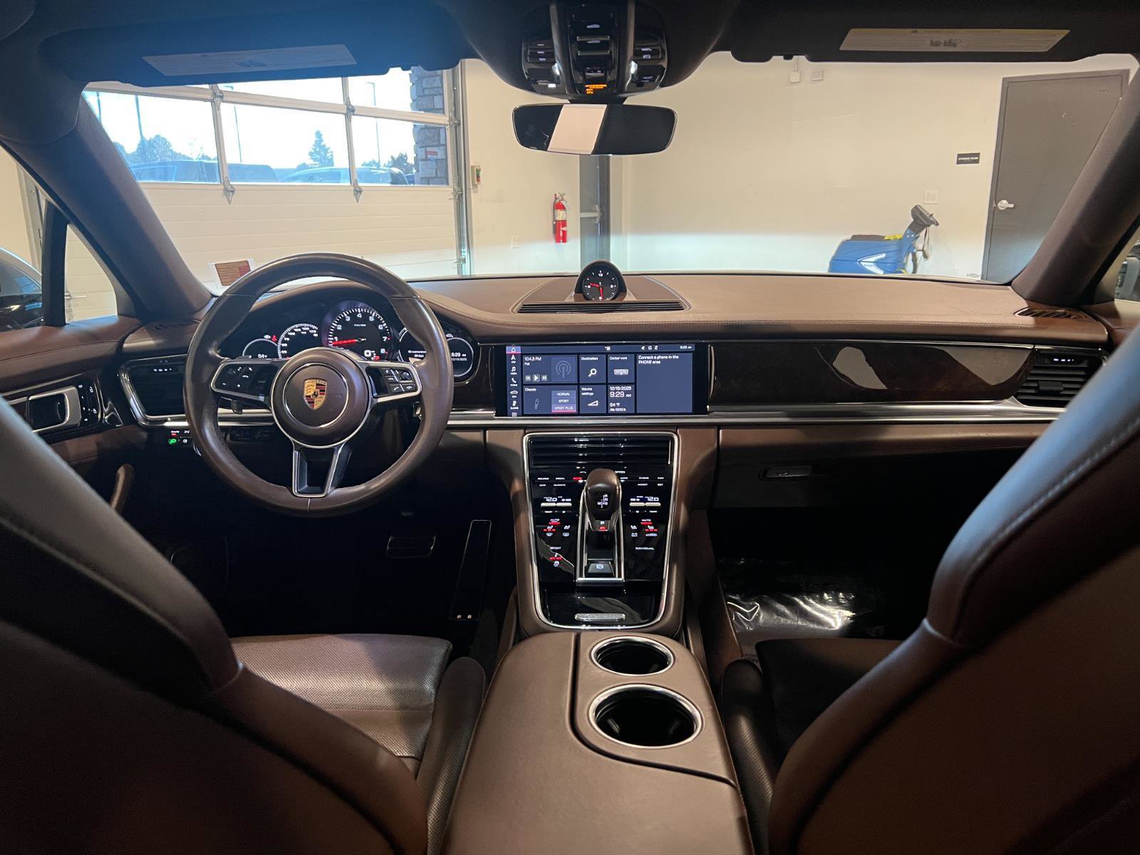 Used 2020 Porsche Panamera 4S image 32