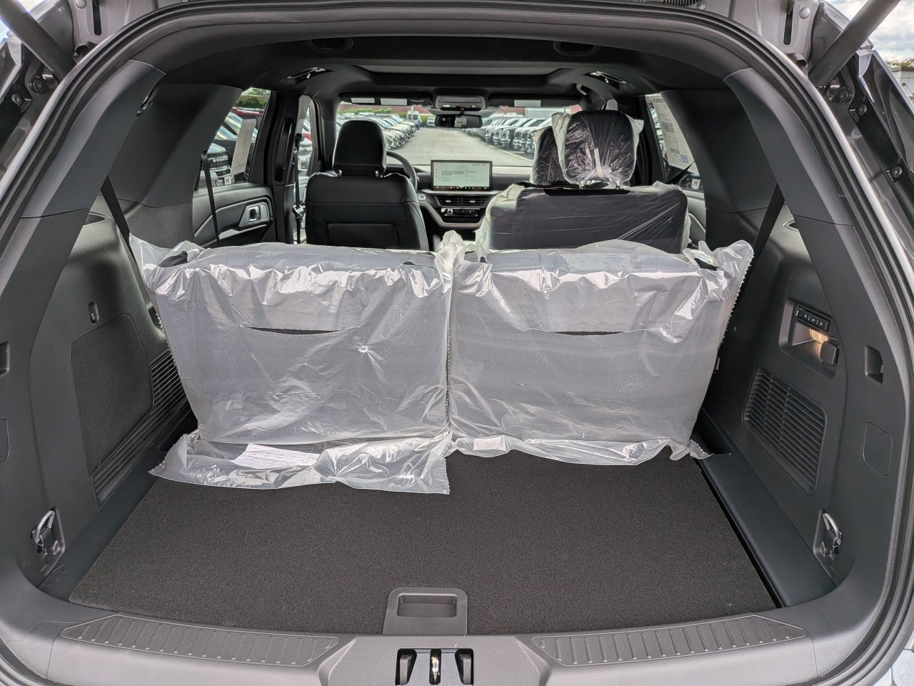 New 2026 Ford Explorer Tremor w/ Tremor Ultimate Package AWD/4WD image 13