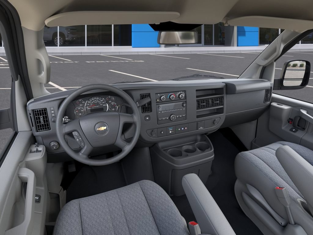 Used 2026 Chevrolet Express 3500 w/ Power Convenience Package RWD image 15