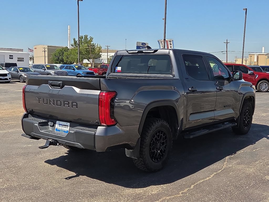 Used 2025 Toyota Tundra SR5 w/ SR5 Premium Package AWD/4WD image 5