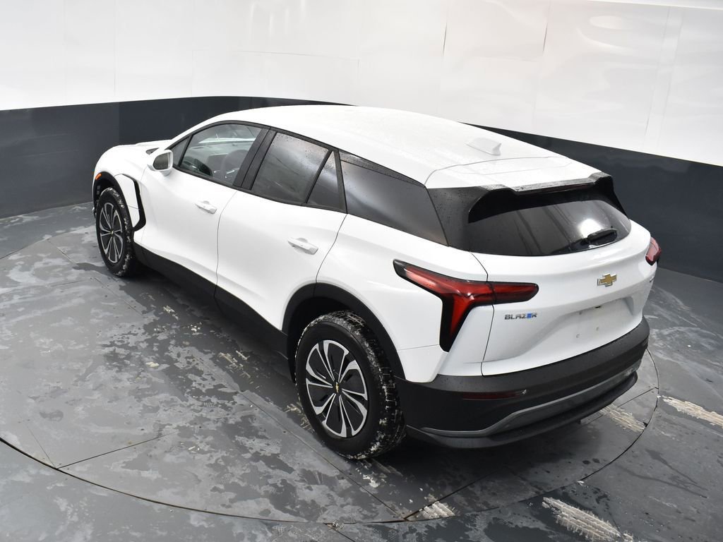 New 2026 Chevrolet Blazer EV LT image 20
