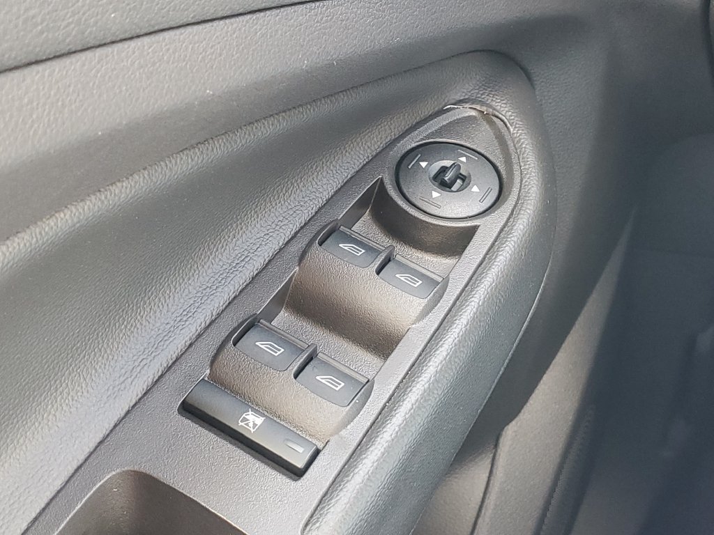 Used 2018 Ford Escape SEL AWD/4WD image 17