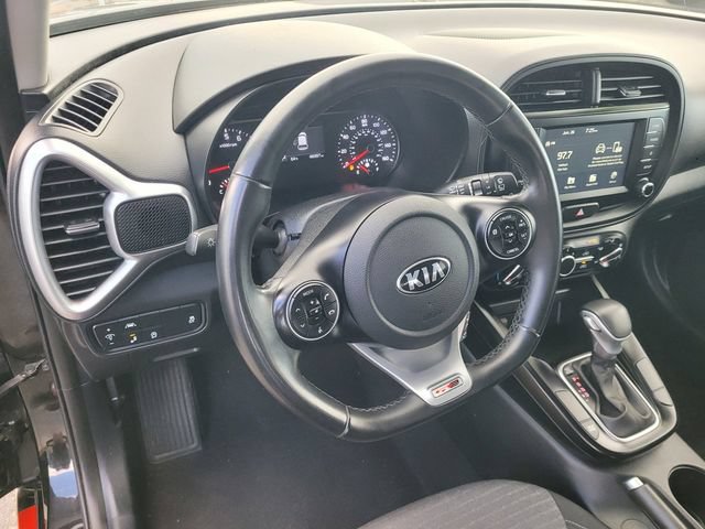 Used 2021 Kia Soul GT-Line FWD image 25
