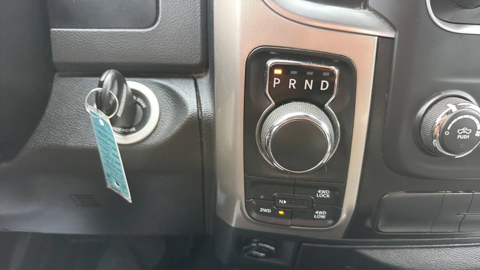 Used 2018 RAM 1500 Classic SLT AWD/4WD image 28