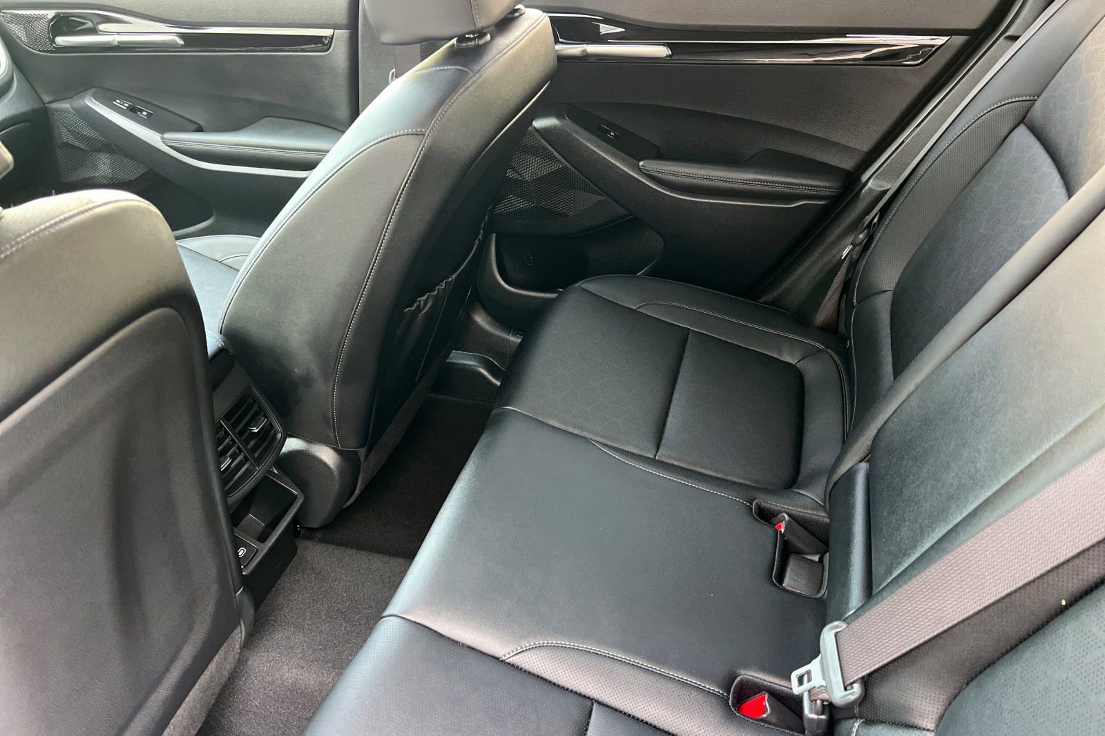 Used 2026 Kia Seltos EX w/ EX Sunroof Package AWD/4WD image 13