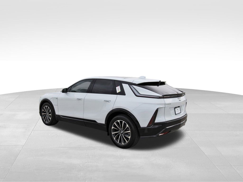 New 2026 Cadillac Lyriq Sport video 3