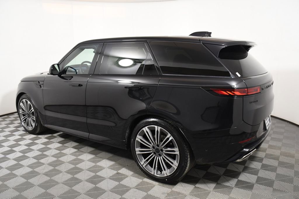New 2026 Land Rover Range Rover Sport Dynamic SE AWD/4WD image 3