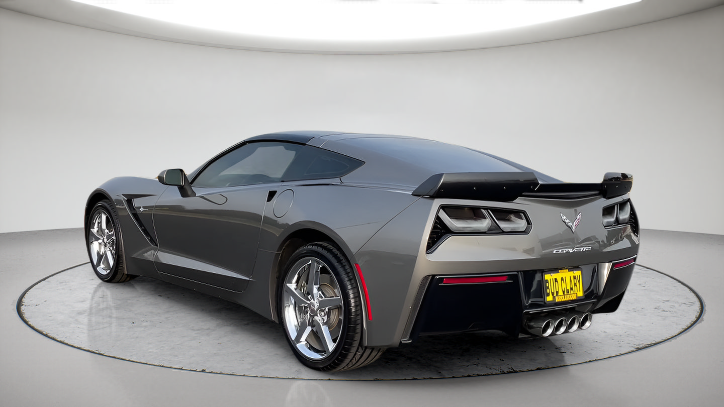 Used 2015 Chevrolet Corvette Stingray Coupe RWD image 9