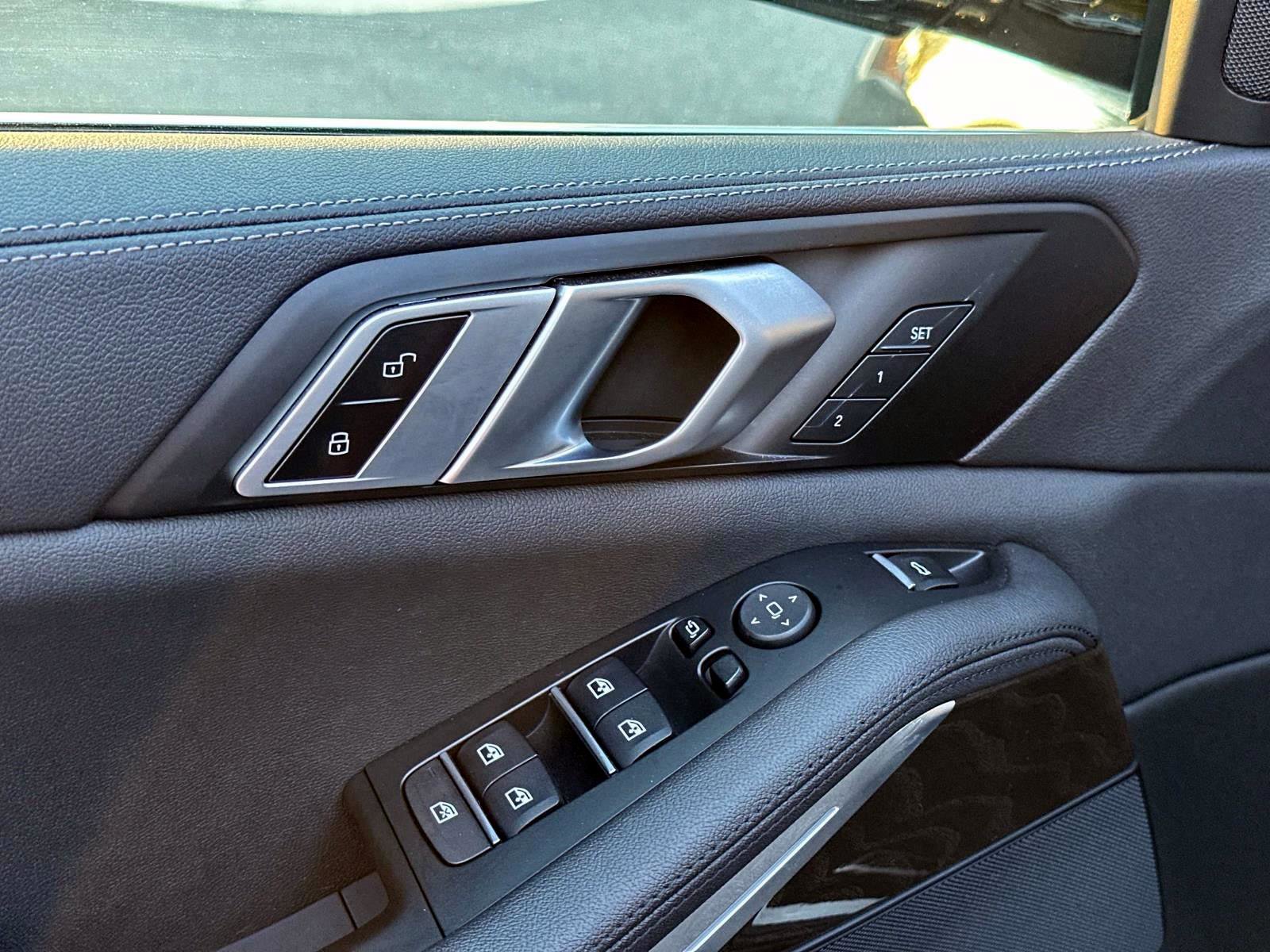 Used 2022 BMW X5 xDrive40i w/ Premium Package image 18