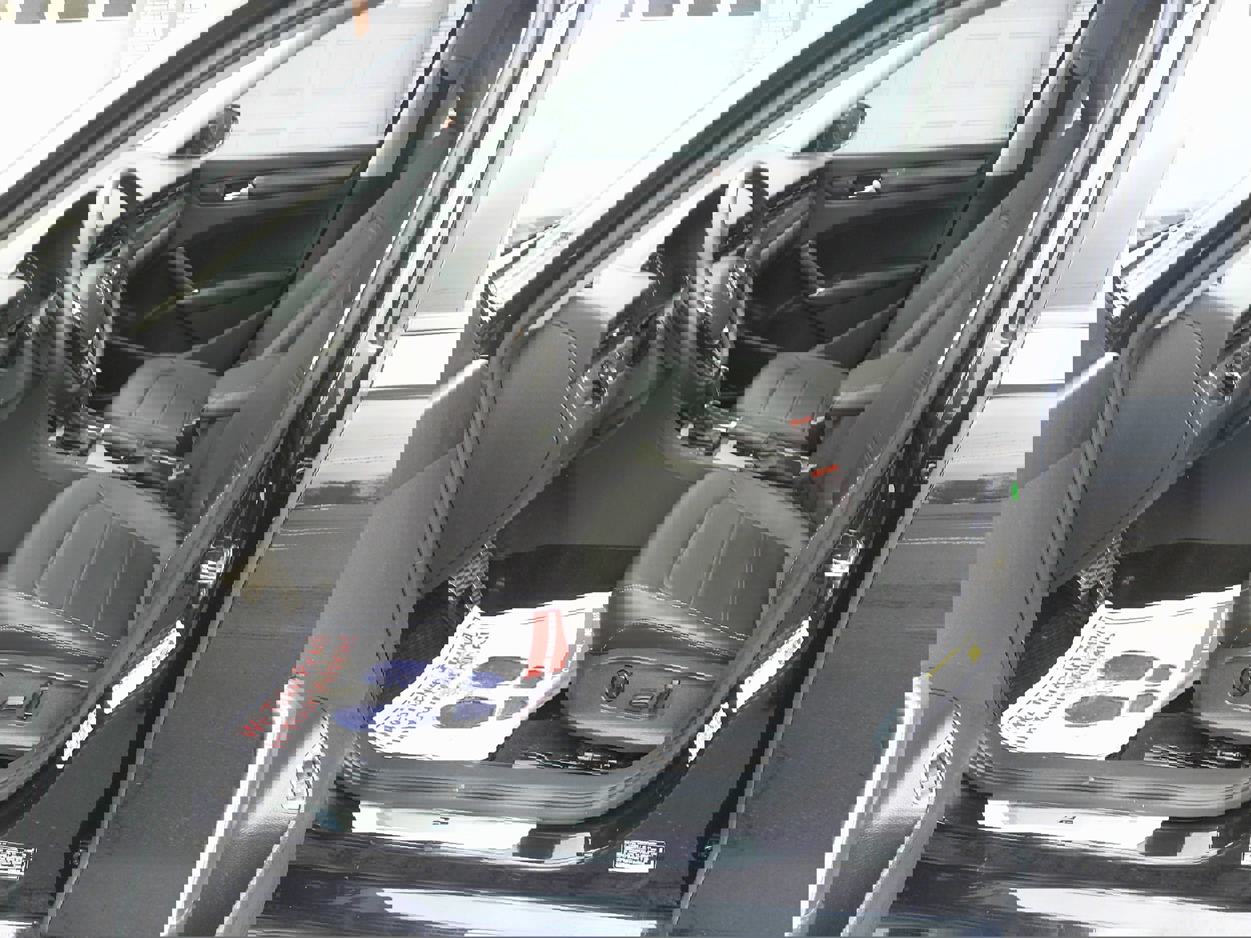 Used 2020 Volkswagen Passat 2.0T R-Line image 14