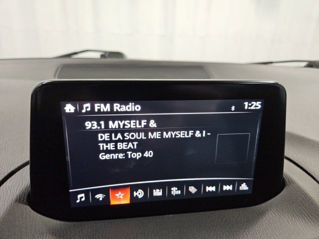 Used 2018 MAZDA MAZDA3 Touring image 16