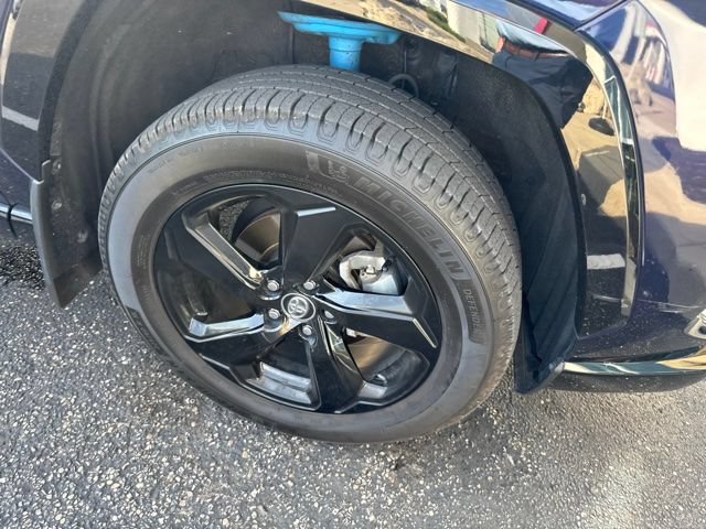 Certified 2020 Toyota RAV4 XSE w/ All Weather Liner Package AWD/4WD image 22
