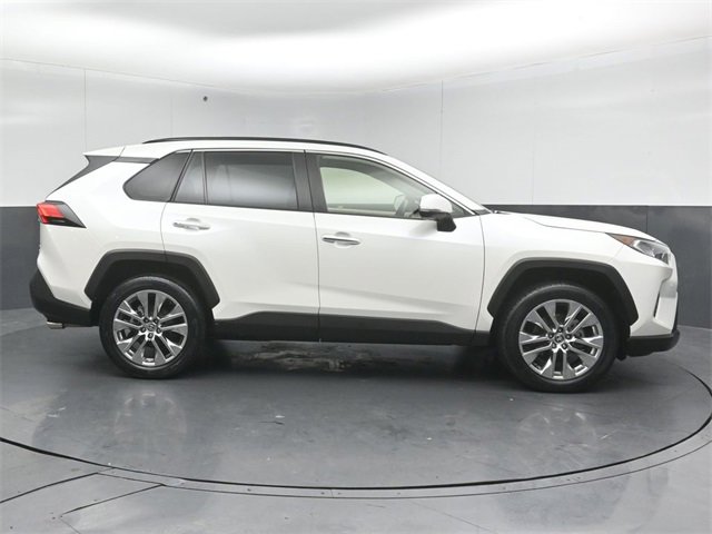 Used 2021 Toyota RAV4 Limited image 8