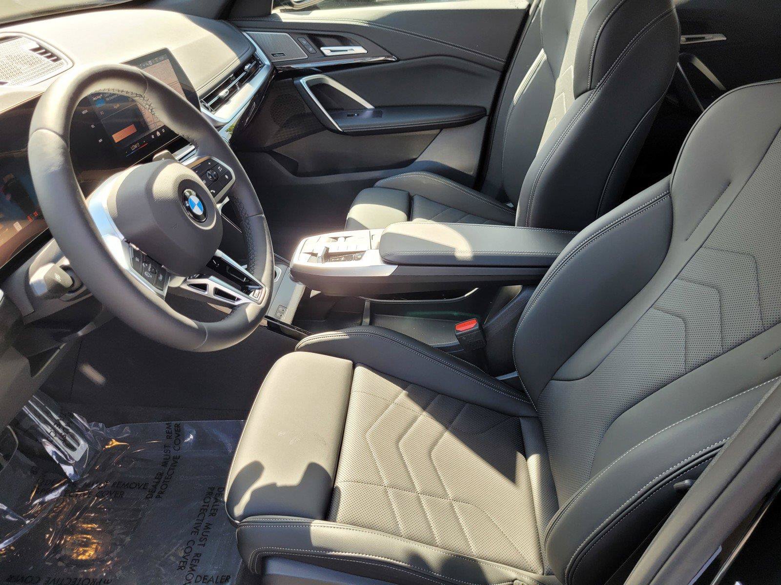 New 2027 BMW X1 xDrive28i w/ Technology Package AWD/4WD image 15