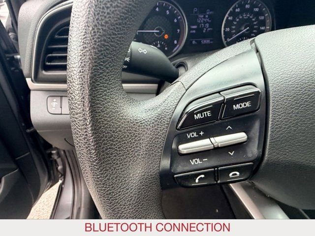 Used 2019 Hyundai Elantra SE w/ Cargo Package image 19