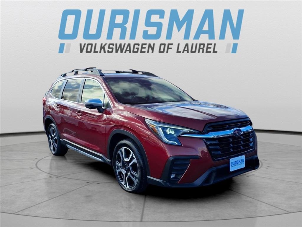 Used 2023 Subaru Ascent Limited w/ Technology Package image 1