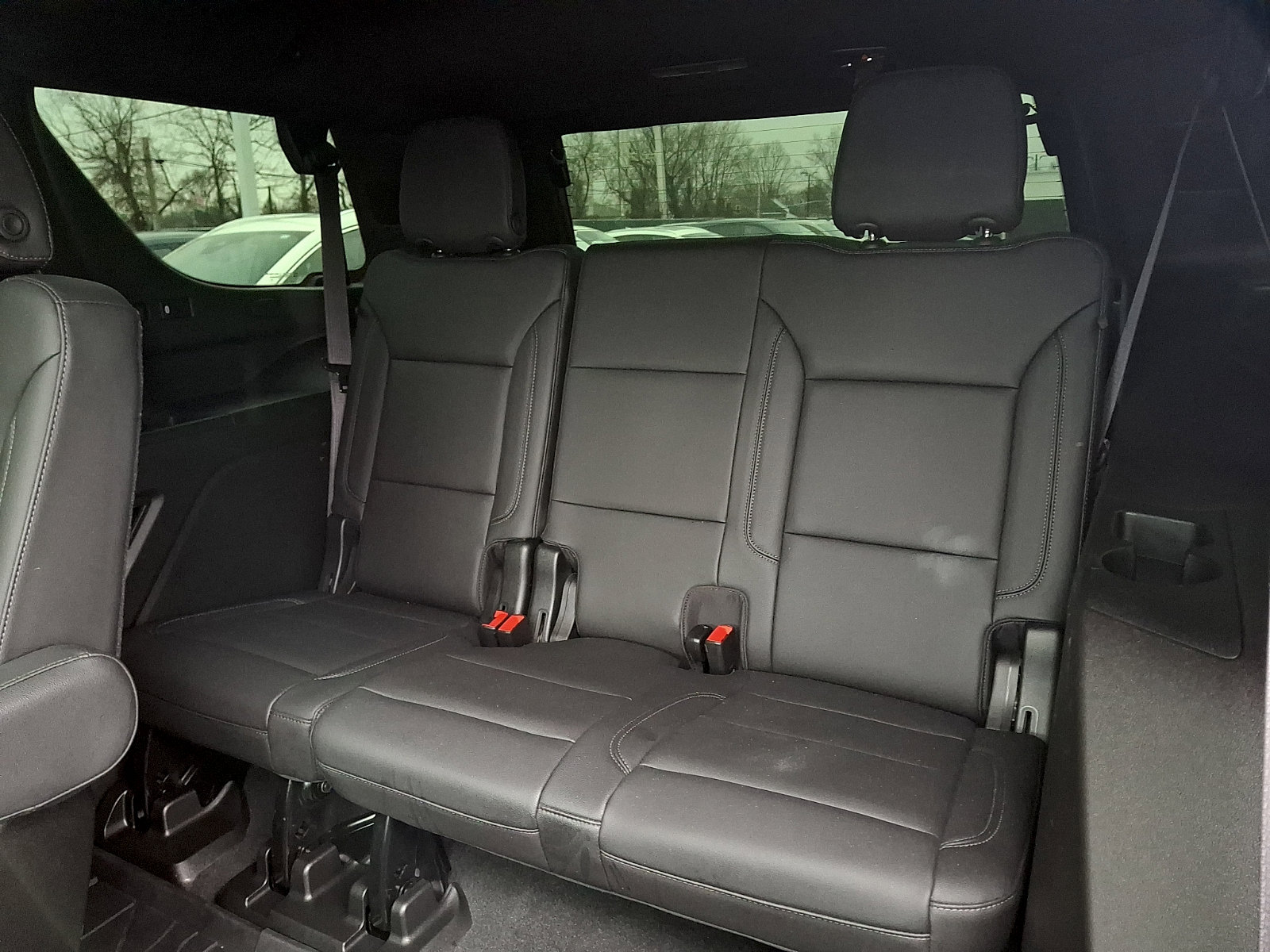 Used 2021 Chevrolet Tahoe LT w/ Luxury Package image 13