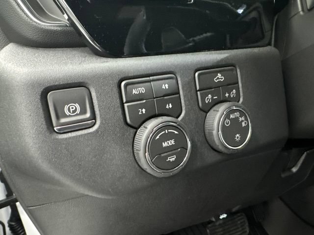 New 2026 Chevrolet Silverado 1500 LT w/ Z71 Off-Road Package AWD/4WD image 11