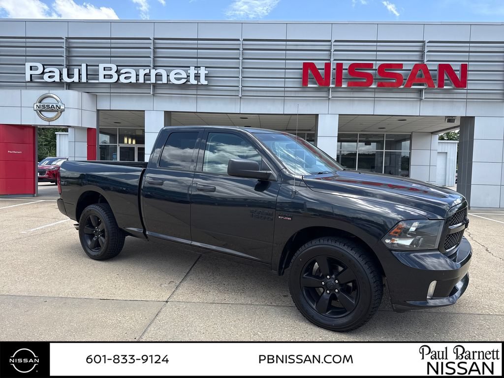 Used 2018 RAM 1500 Express w/ Black Ram 1500 Express Group AWD/4WD image 1