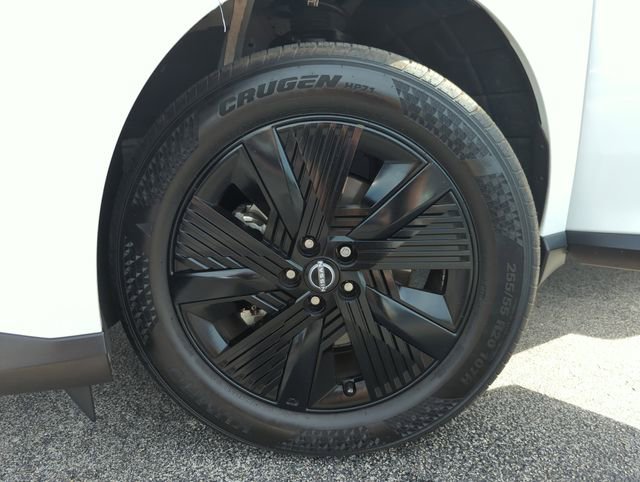 Certified 2025 Nissan Murano SV image 47