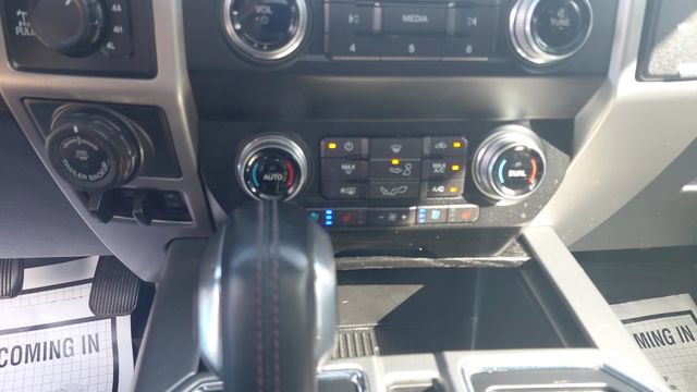 Used 2019 Ford F150 Platinum w/ Equipment Group 701A Luxury AWD/4WD image 18