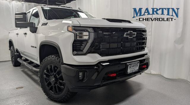 New 2026 Chevrolet Silverado 2500 LT w/ Trail Boss Package
