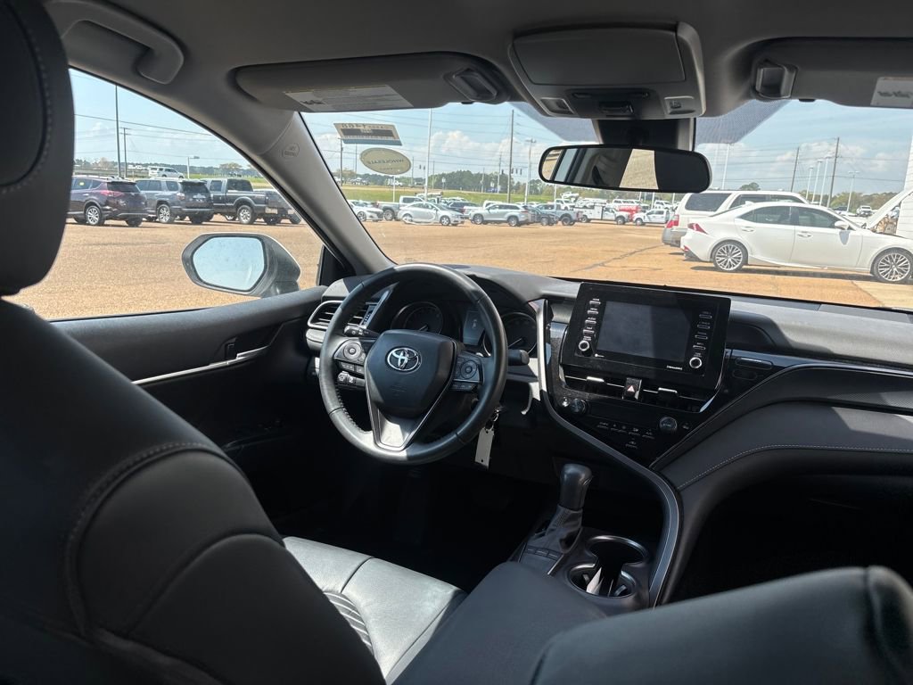 Used 2023 Toyota Camry SE image 27