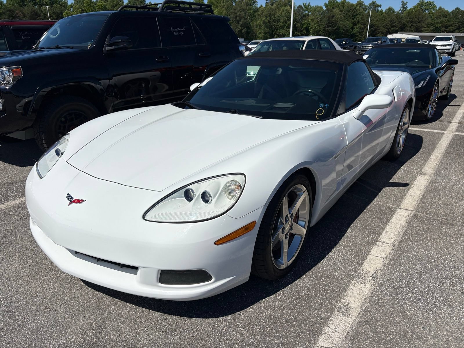 Used 2006 Chevrolet Corvette Convertible w/ Preferred Equipment Group RWD image 8