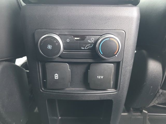 Used 2021 Ford Explorer XLT w/ Equipment Group 202A image 29