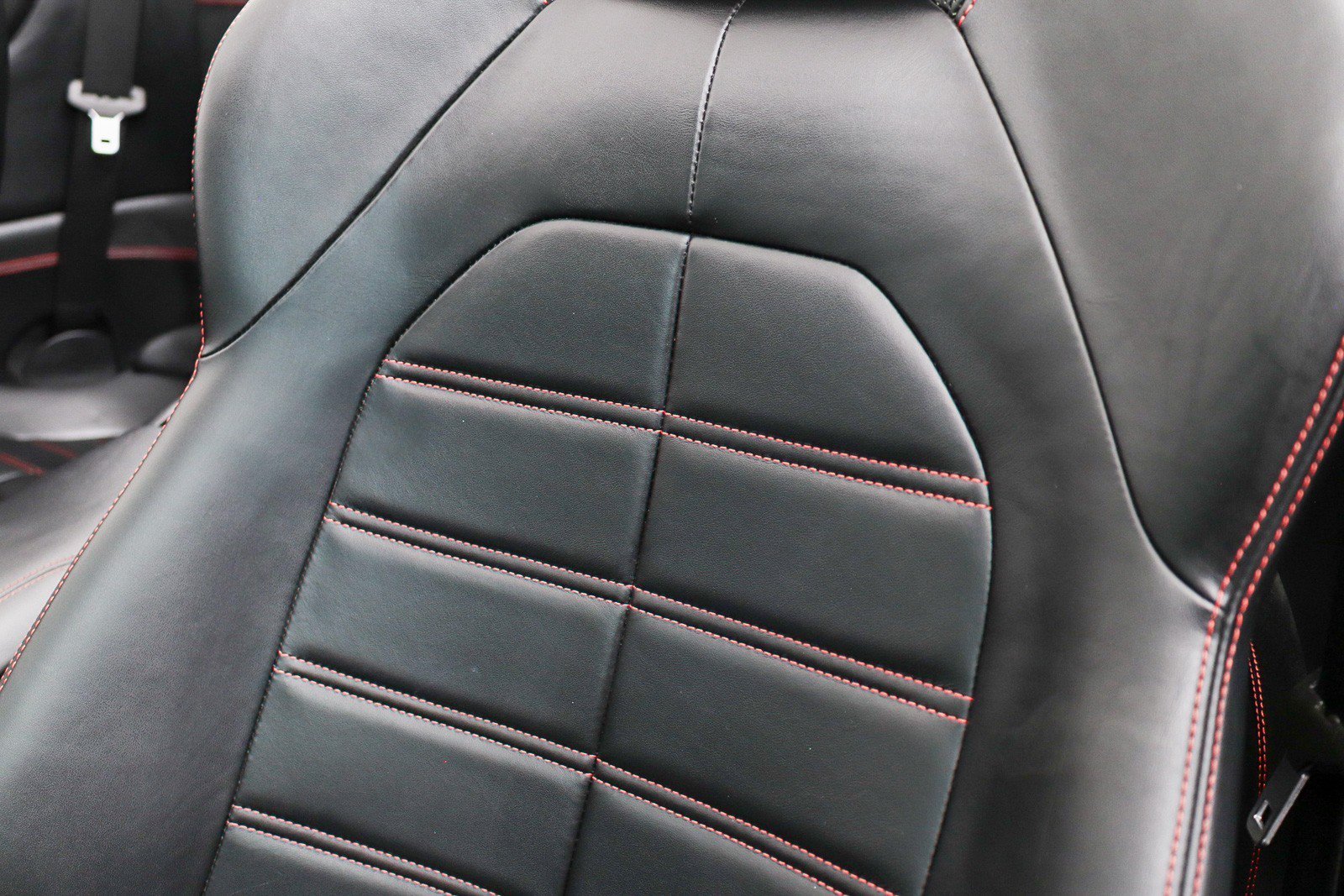 Used 2016 Ferrari California T RWD image 22