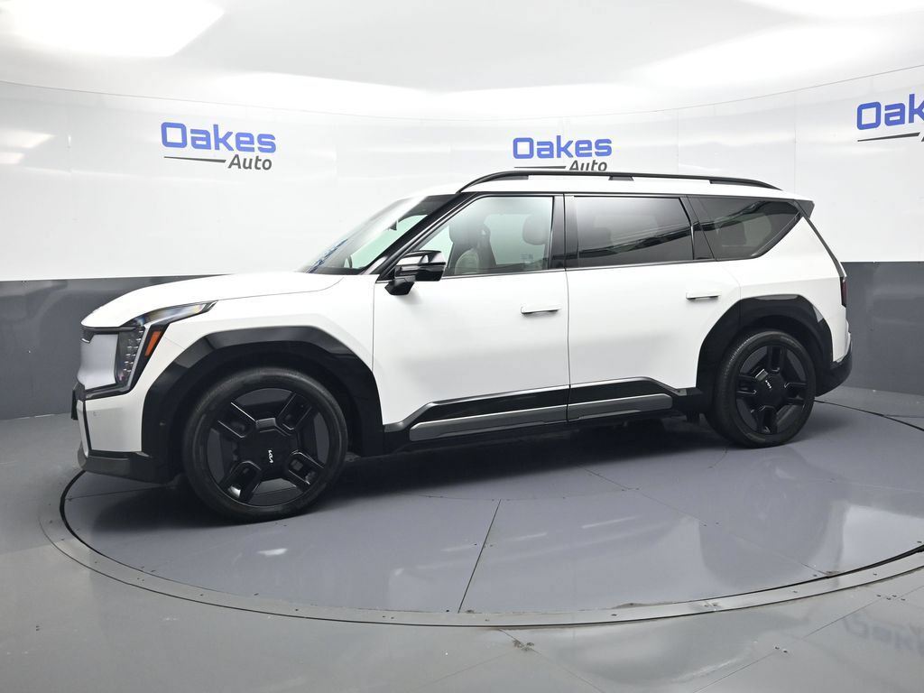 Certified 2024 Kia EV9 GT-Line AWD/4WD image 5