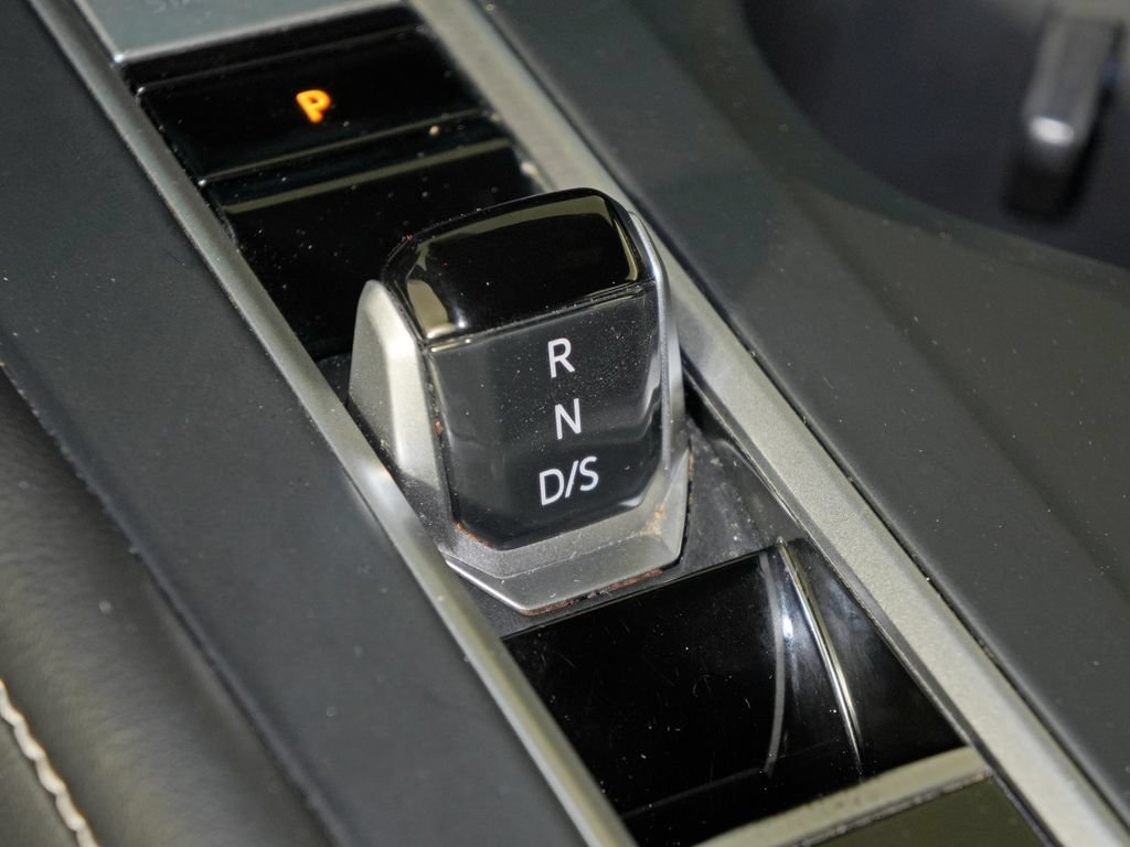 Used 2024 Volkswagen Atlas Cross Sport SE AWD/4WD image 26