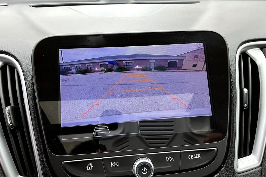 Used 2024 Chevrolet Malibu LT image 14