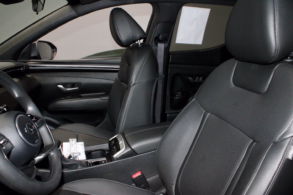 Used 2024 Hyundai Santa Cruz Night AWD/4WD image 27