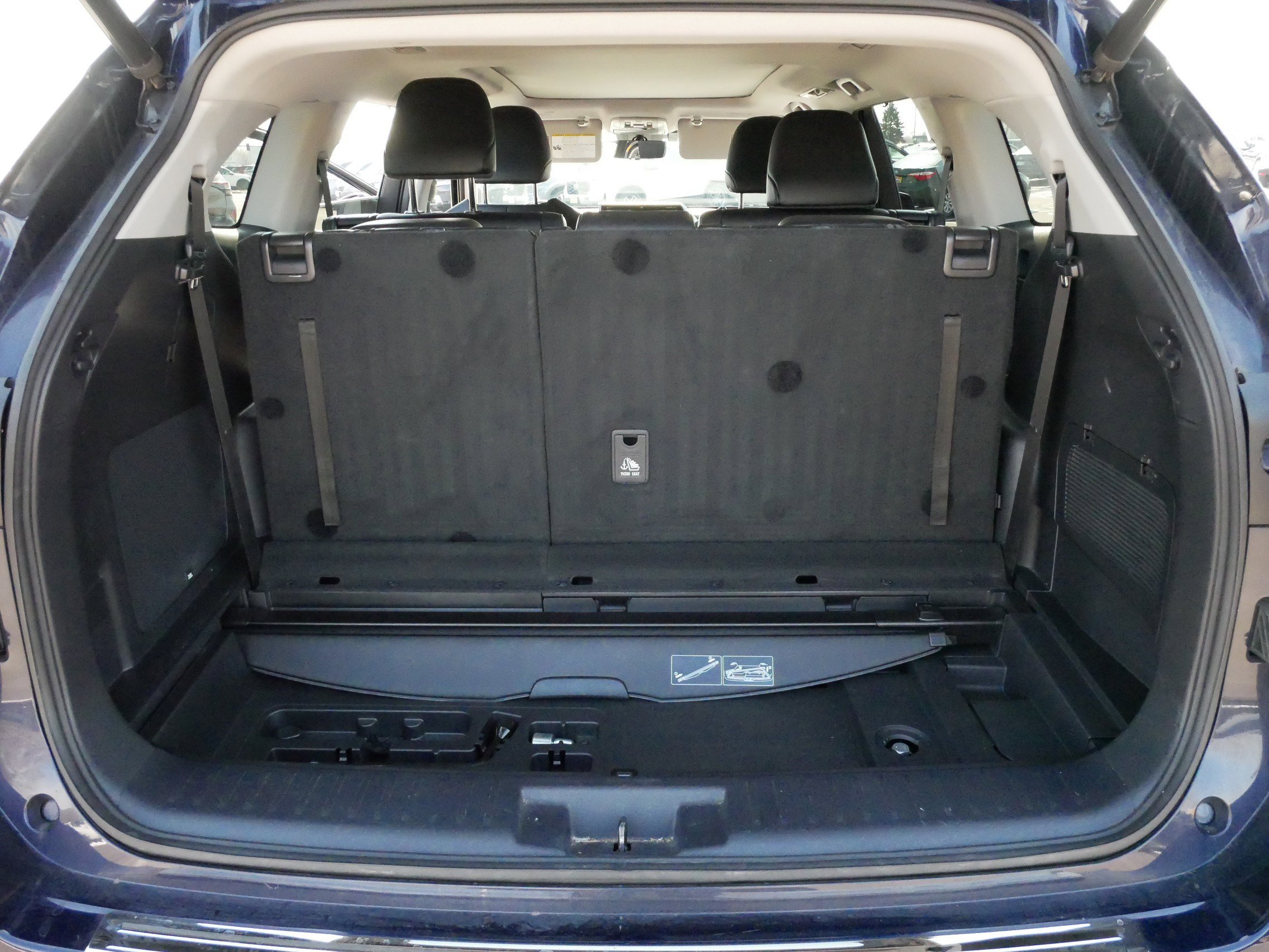 Used 2020 Toyota Highlander Platinum image 18