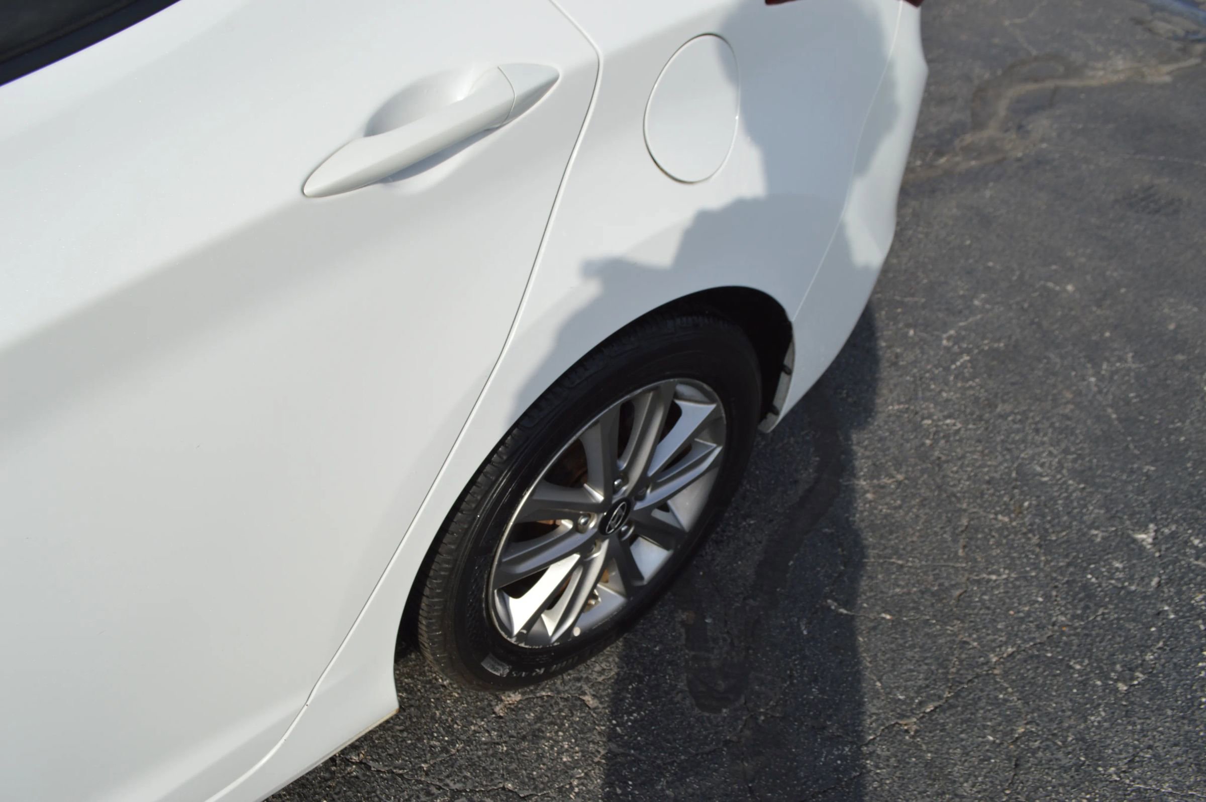 Used 2014 Hyundai Elantra SE w/ Option Group 02 image 4
