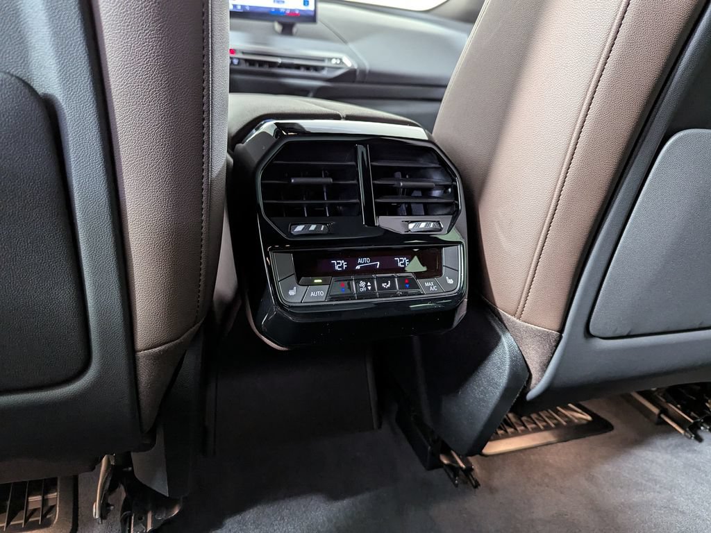 Certified 2025 BMW iX xDrive50 AWD/4WD image 47