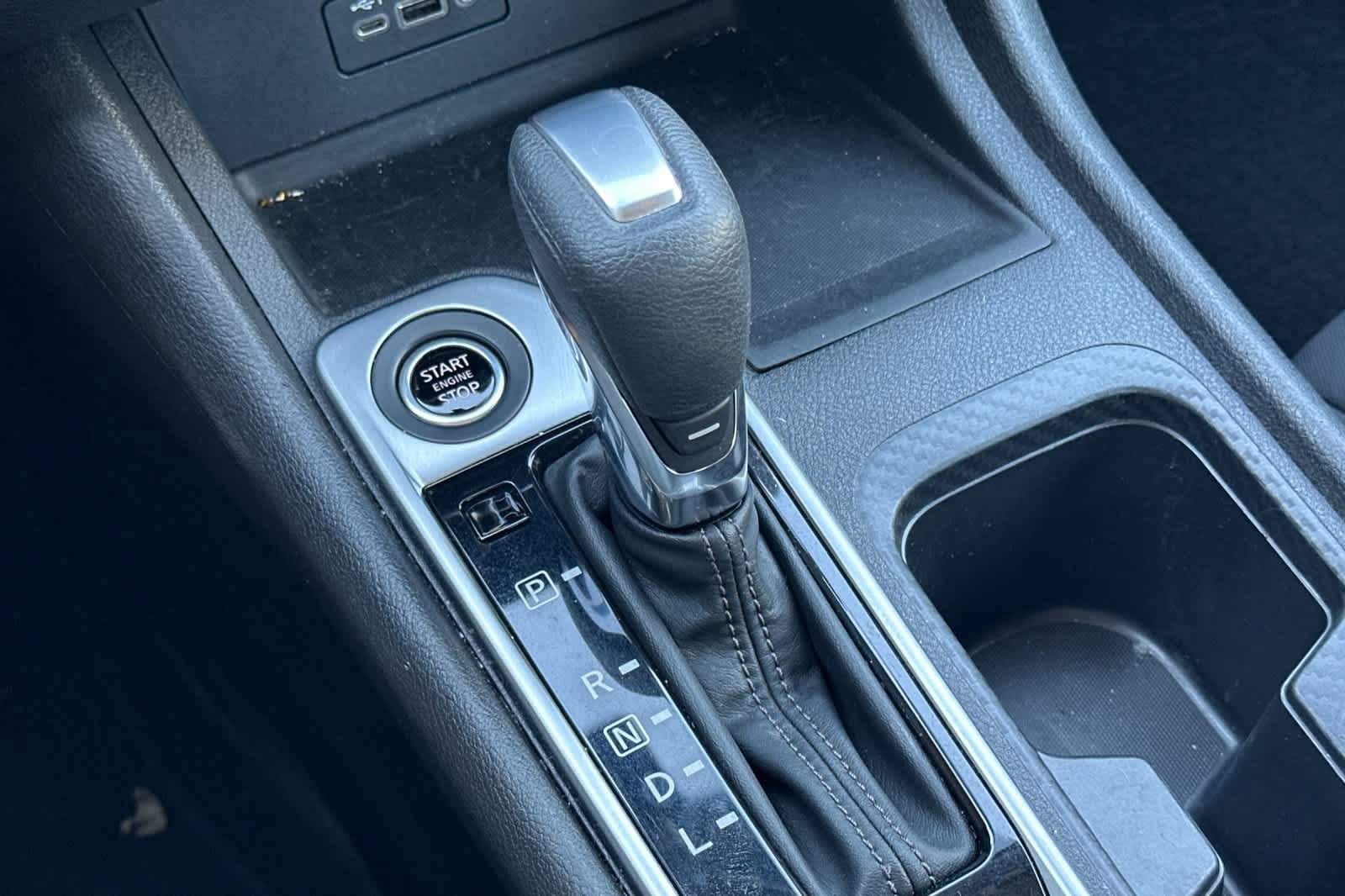 Used 2022 Nissan Sentra SV FWD image 22